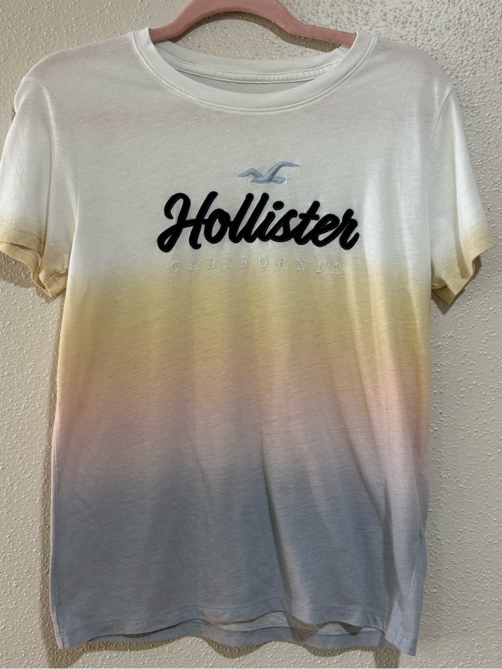 Hollister Ombre Logo Tee Size Medium
